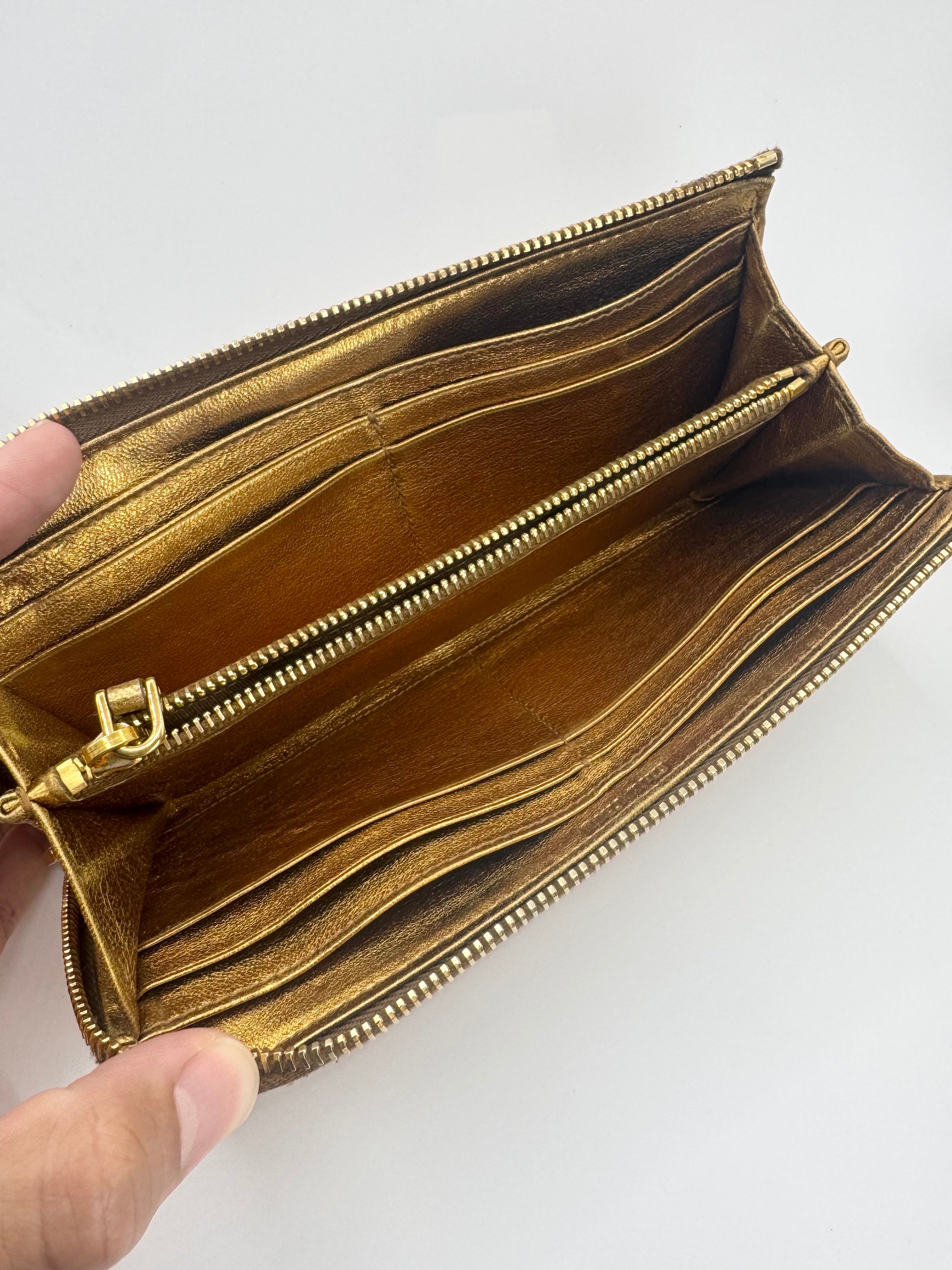 2000s Miu Miu ‘Alba’ Matelasse Leather Wallet