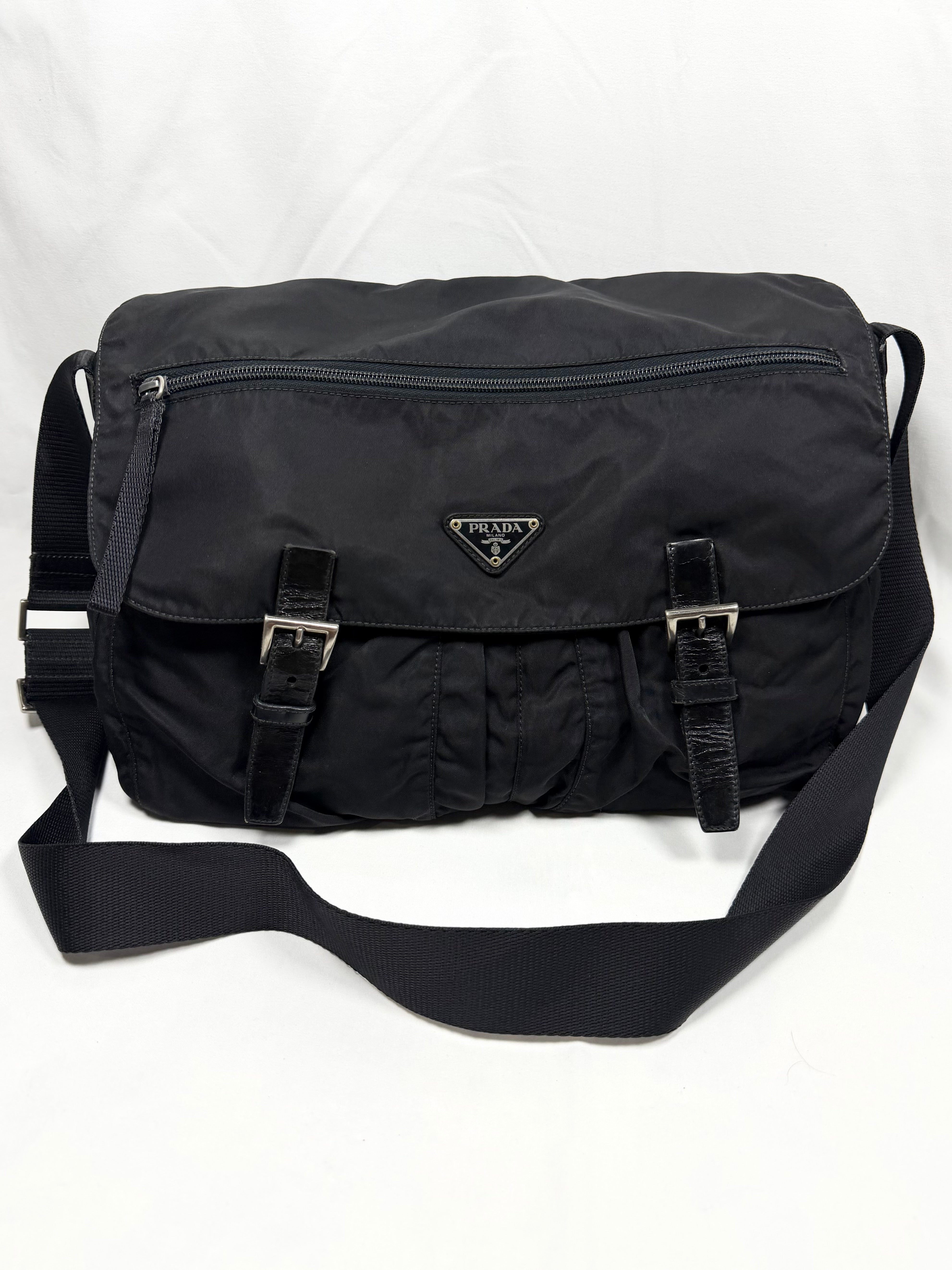 2000s Prada ‘Nero’ Tessuto Nylon Crossbody Messenger Bag