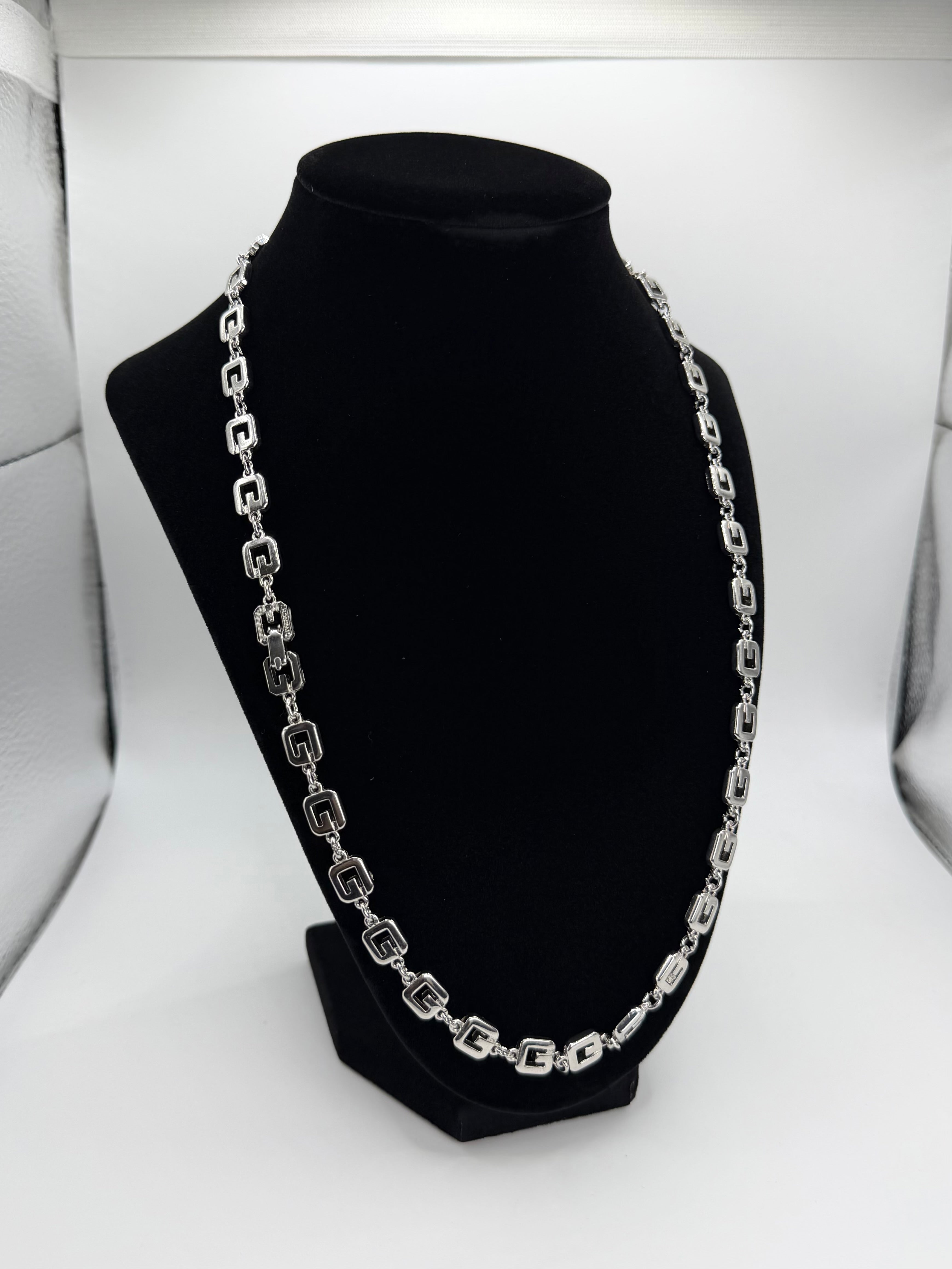 1980s Vintage Givenchy G-Link Chain Silver Tone Necklace