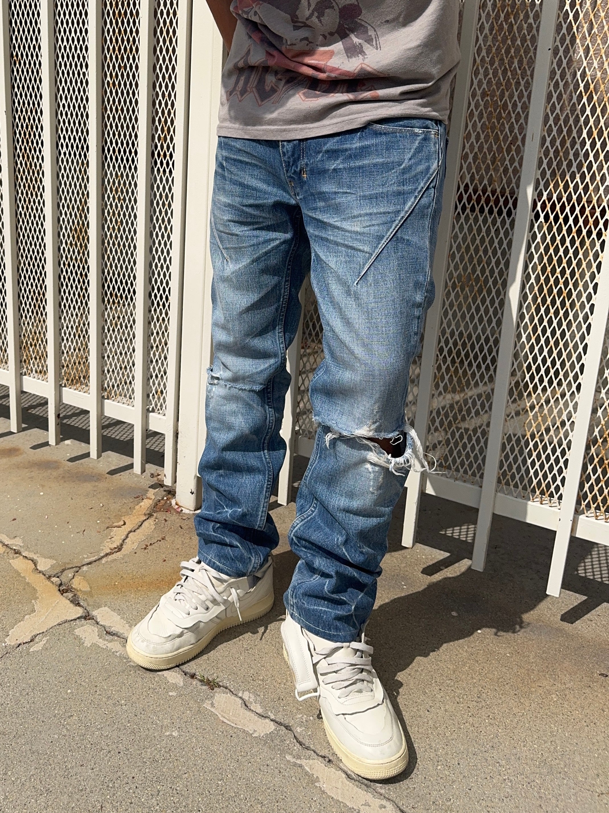 SS07 Number (N)ine “About A Boy” Distress Honeycomb Pain Denim