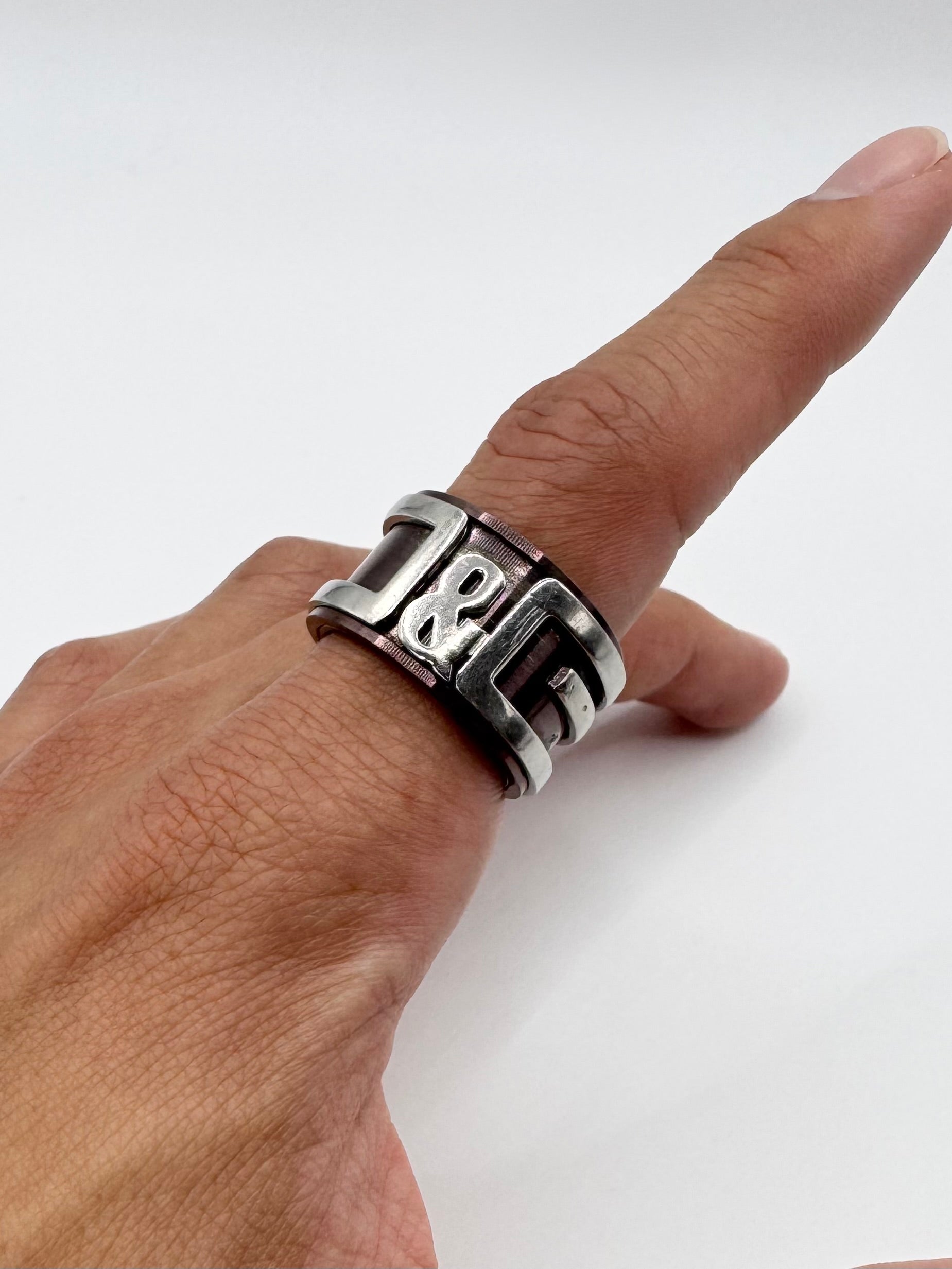 2000s Dolce & Gabbana ‘DG’ Spinner Logo Bronze Ring