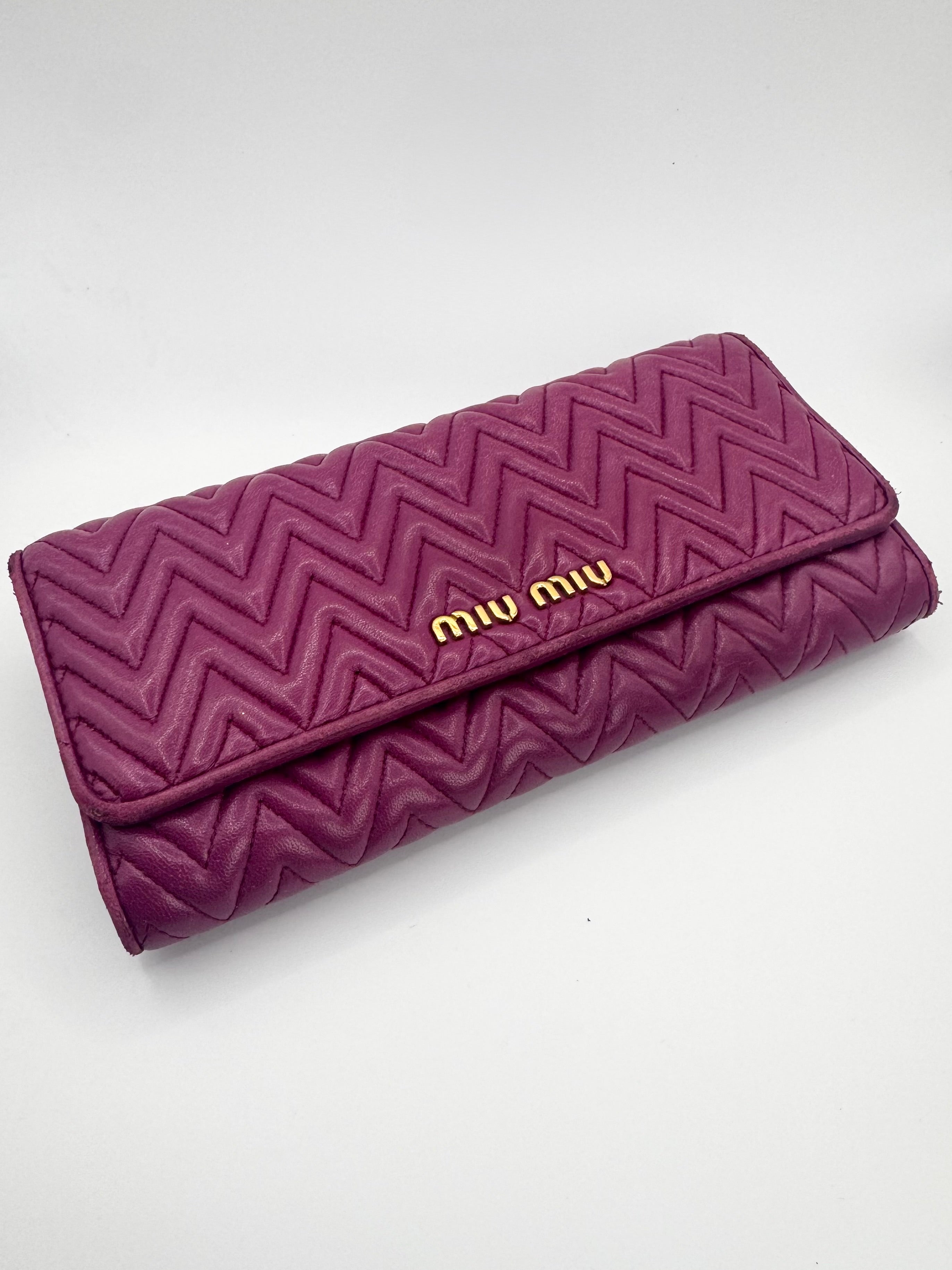 2000s Miu Miu Pink ‘Matelasse’ Leather Wallet
