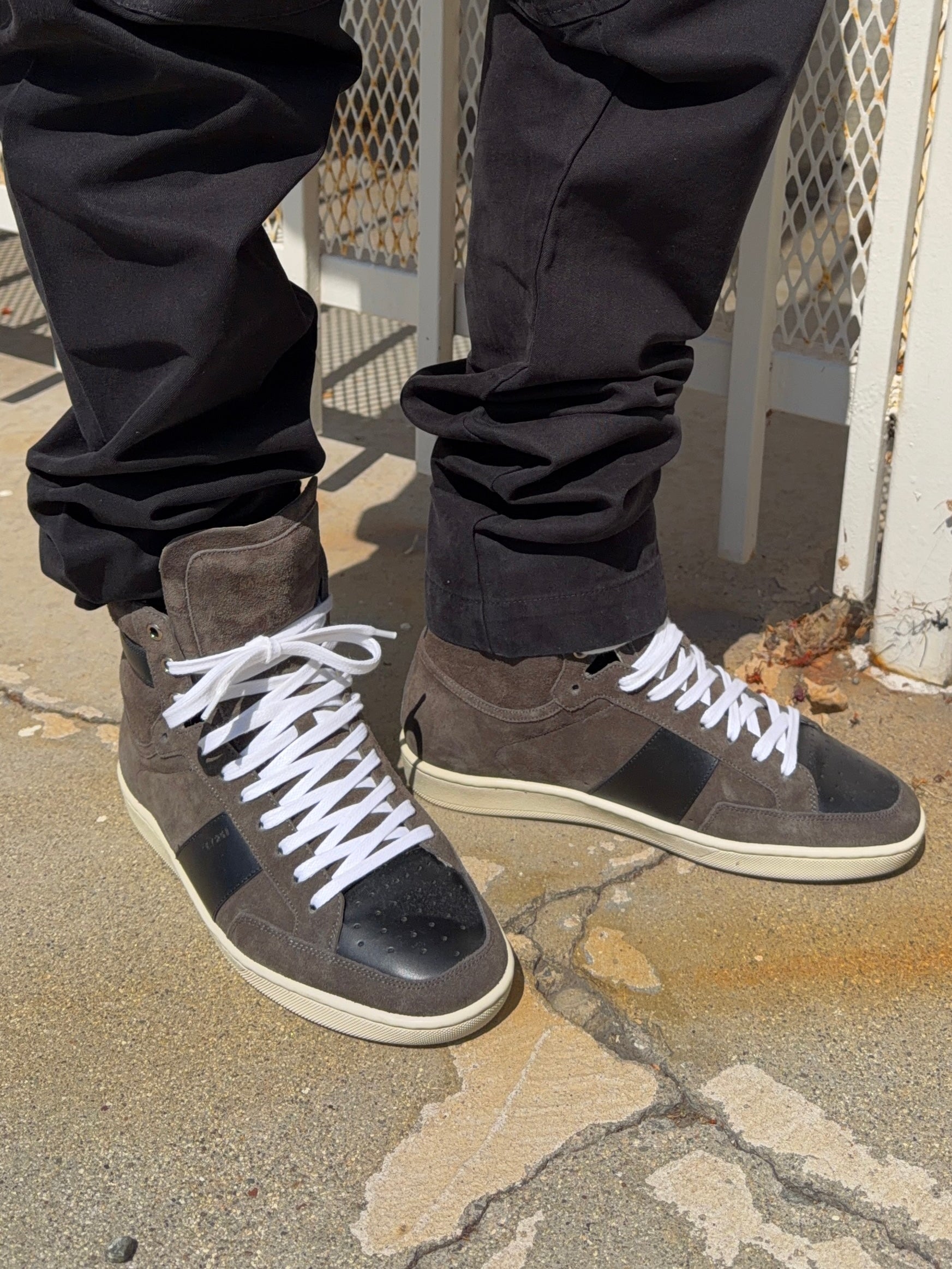 Saint Laurent ‘SL/10H’ Hedi Slimane Brown Suede Court High