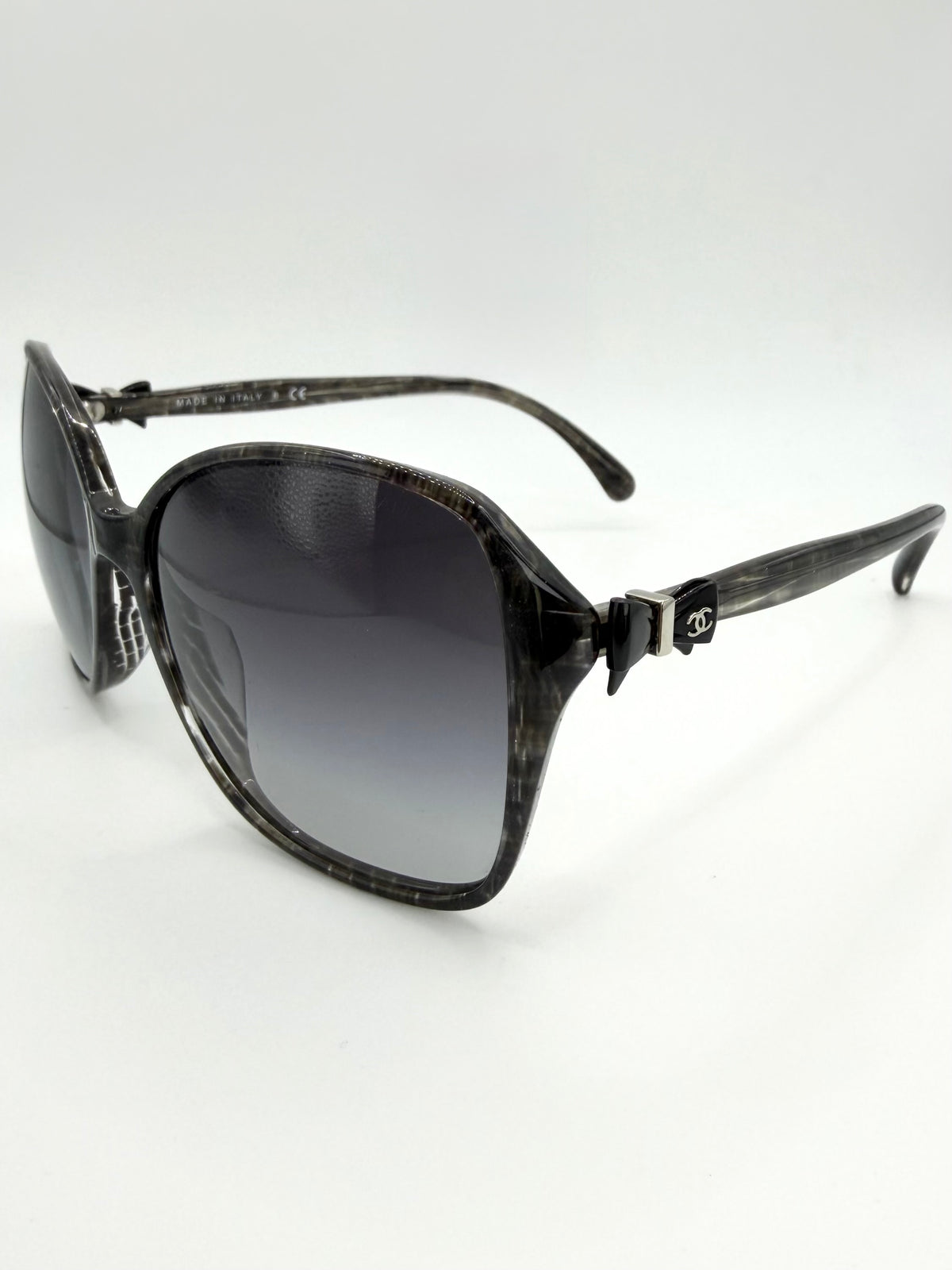 Chanel 5205-A CC Ribbon Tortoiseshell Sunglasses