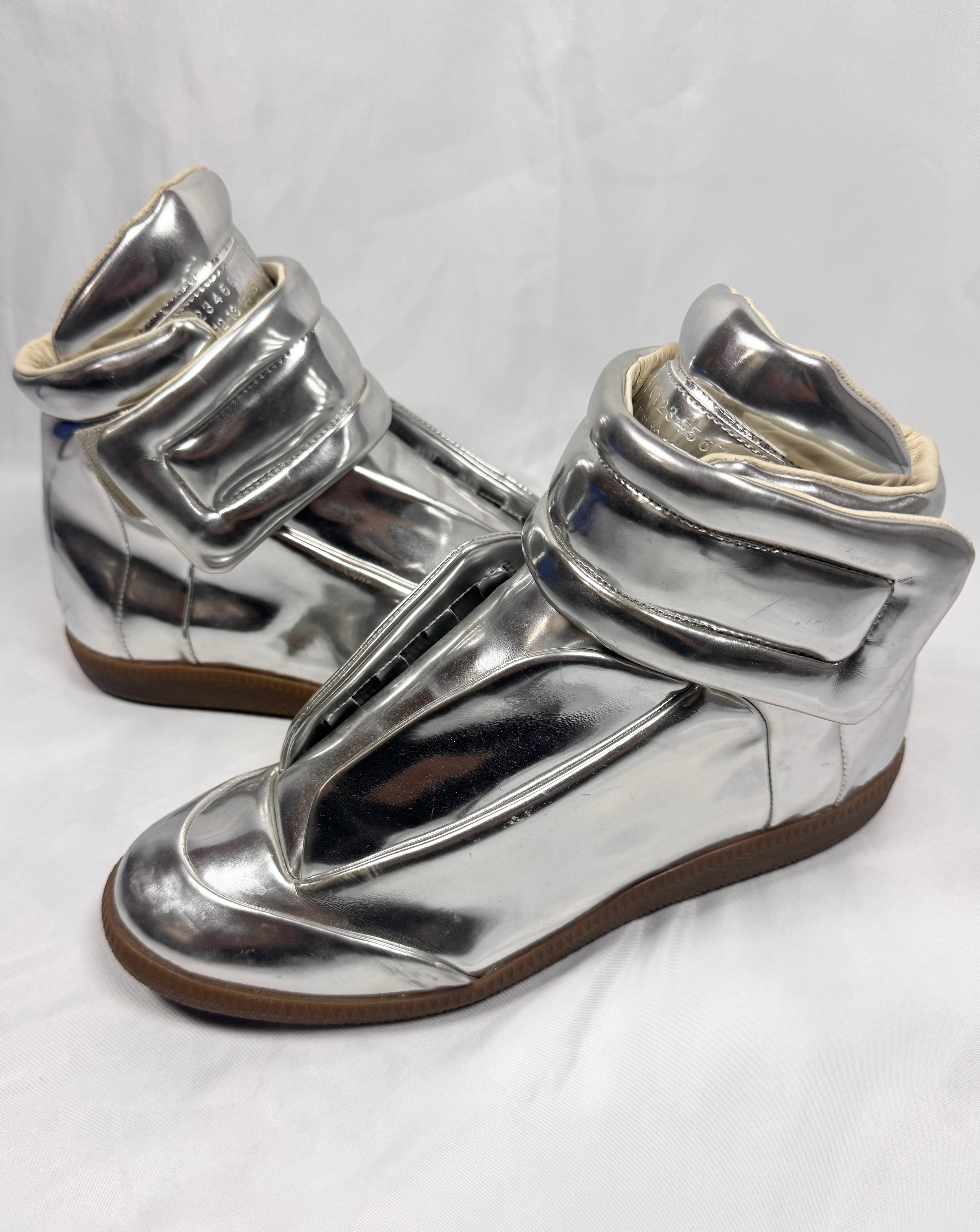 FW11 Maison Margiela ‘Metallic Mirror’ Future High