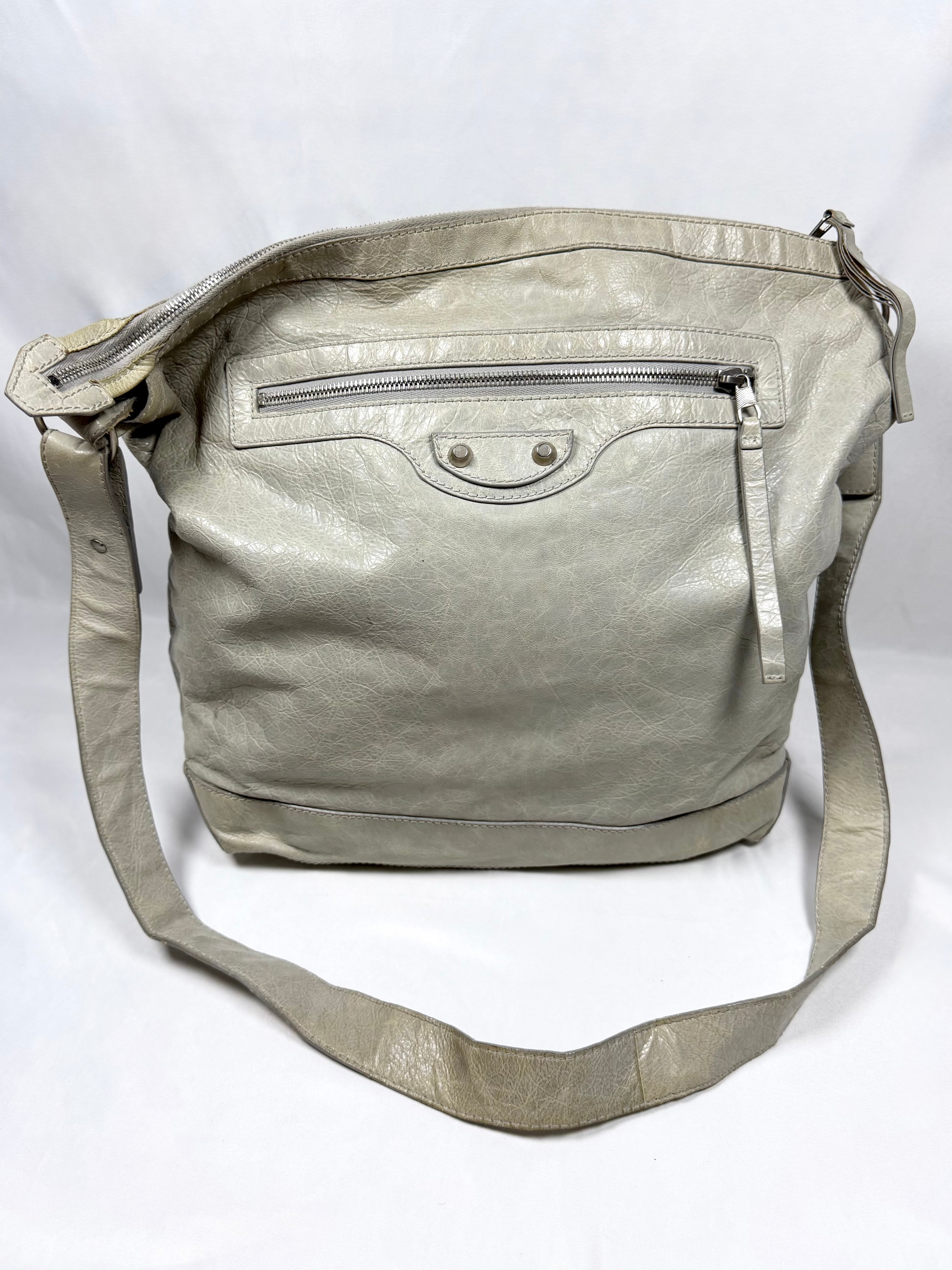 2000s Balenciaga ‘The Day’ Praline Lambskin Leather Hobo Shoulder Bag