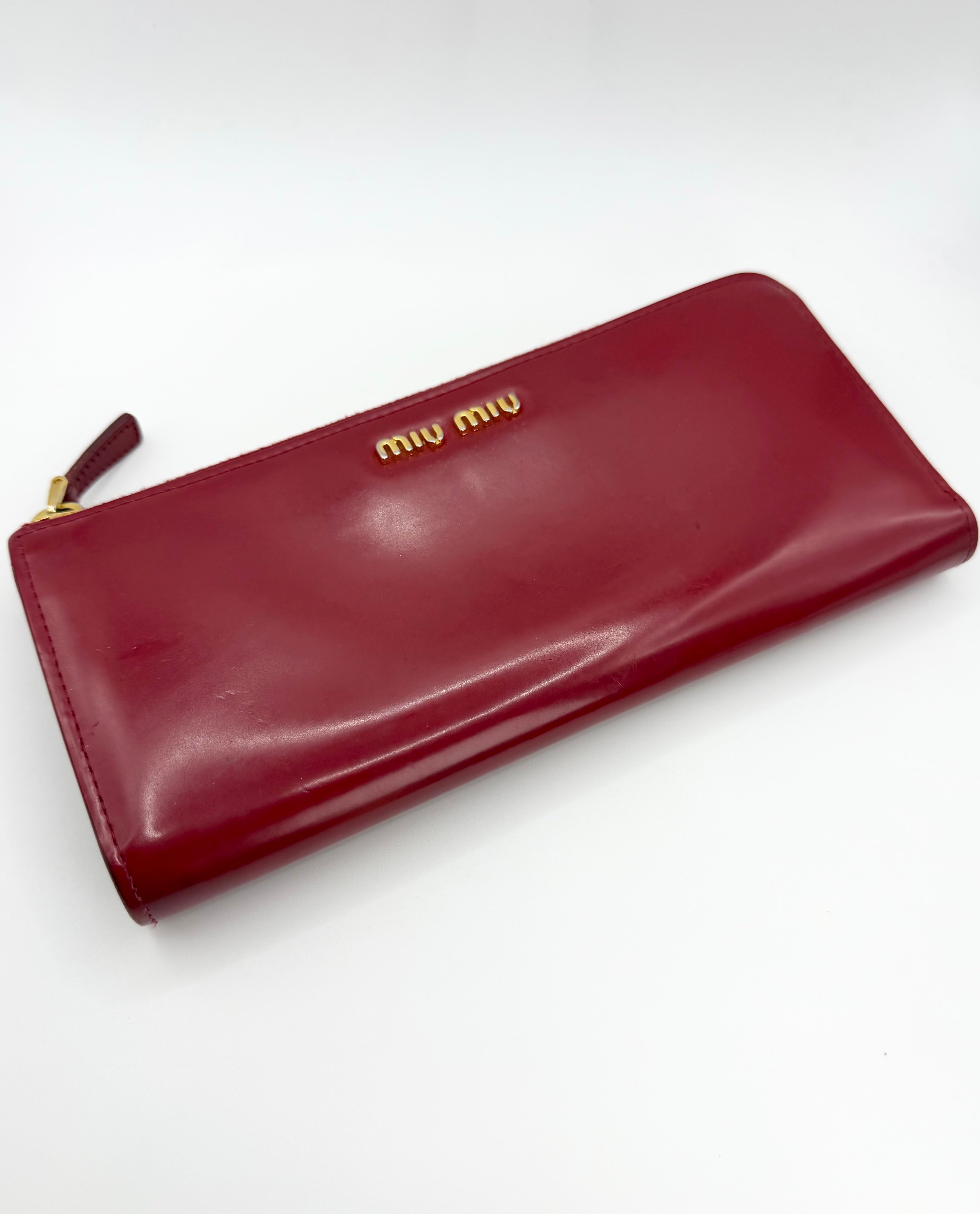 Miu Miu Rosso Patent-Effect Leather Wallet