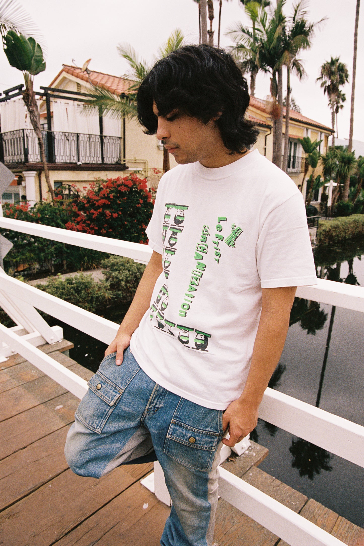 SS00 Undercover 'Relax' Leftist Organization T shirt