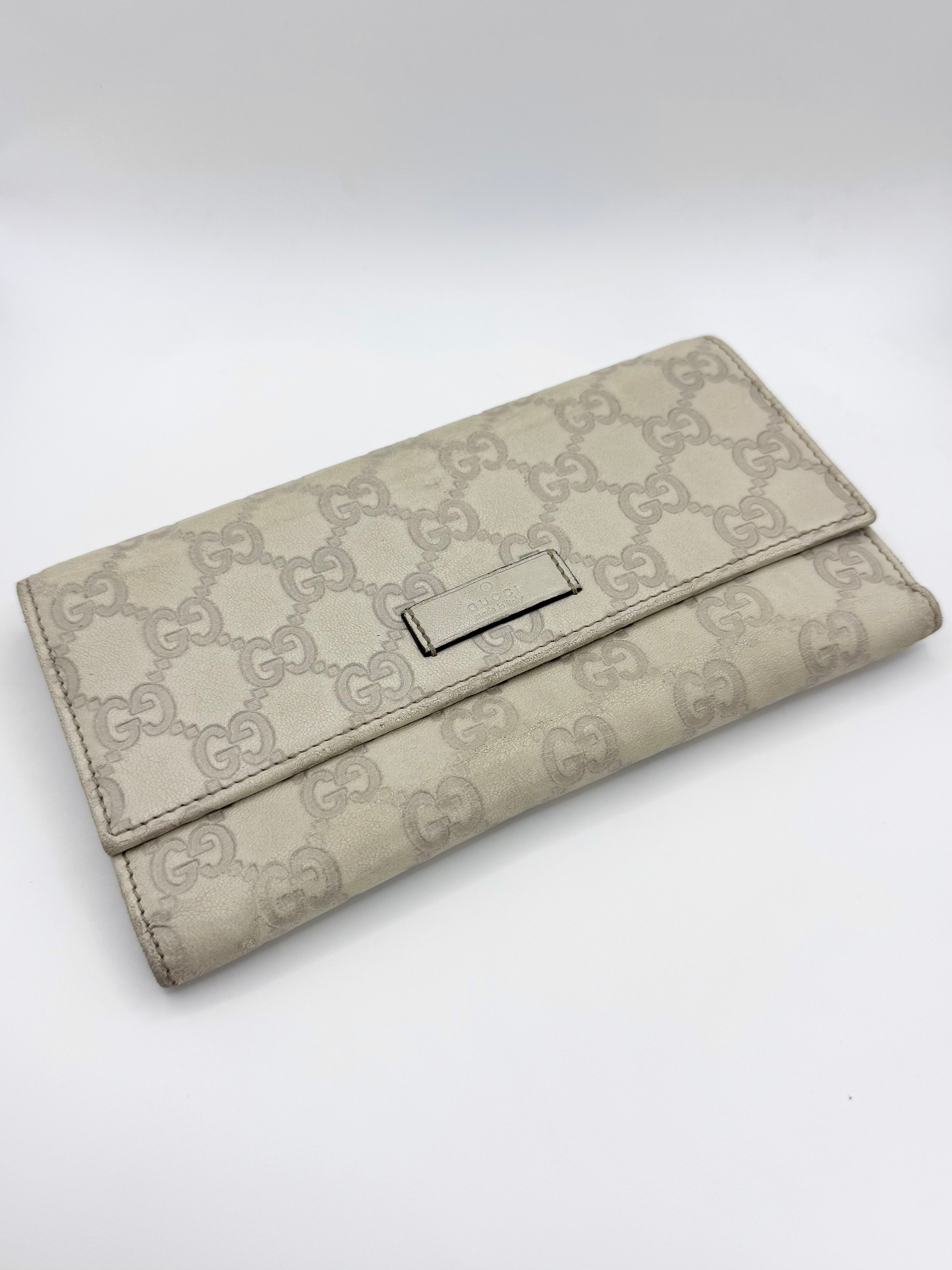 2000s Gucci ‘GG’ Guccisima White Leather Wallet