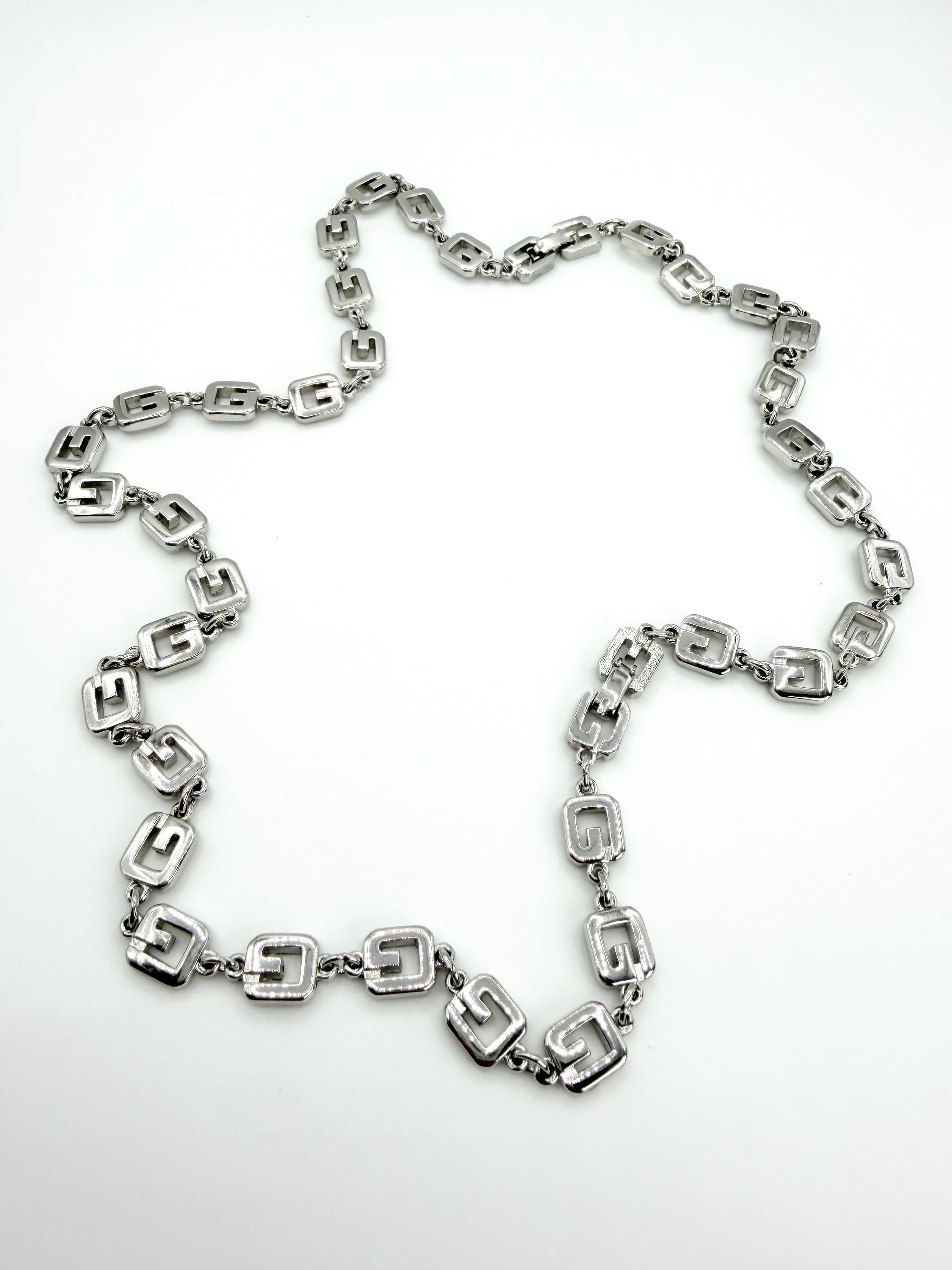 1980s Vintage Givenchy G-Link Chain Silver Tone Necklace
