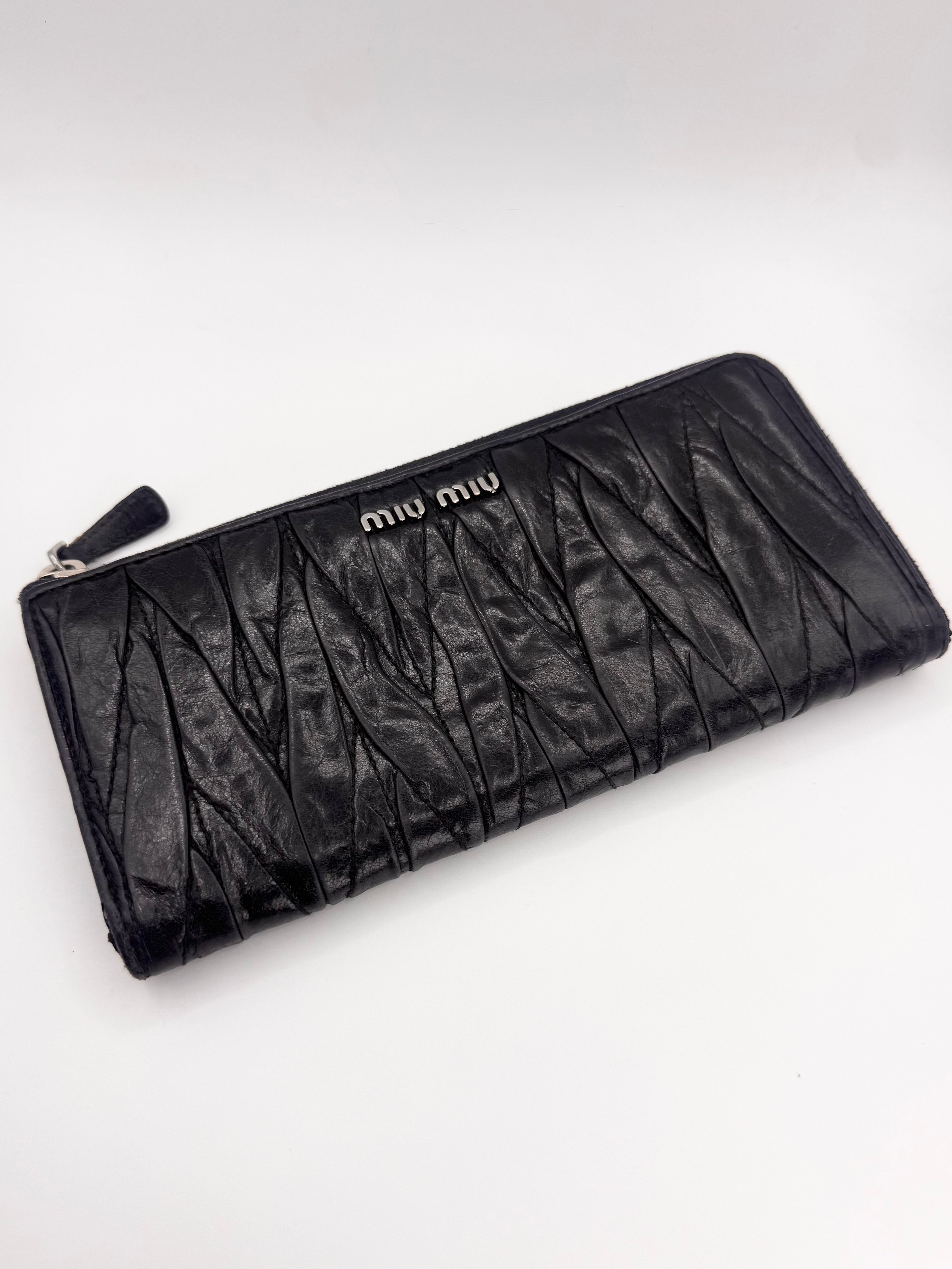 2000s Miu Miu ‘Nero’ Matelasse Leather Wallet