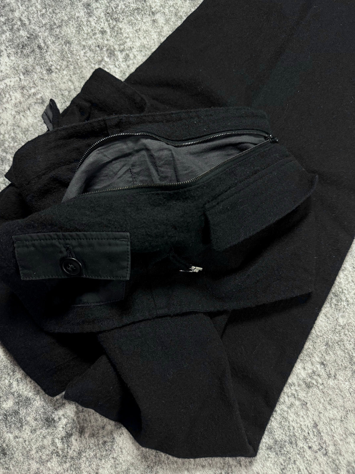 Aw06 AW06 Undercover “Guru Guru” Waist-Bag Wool Trousers