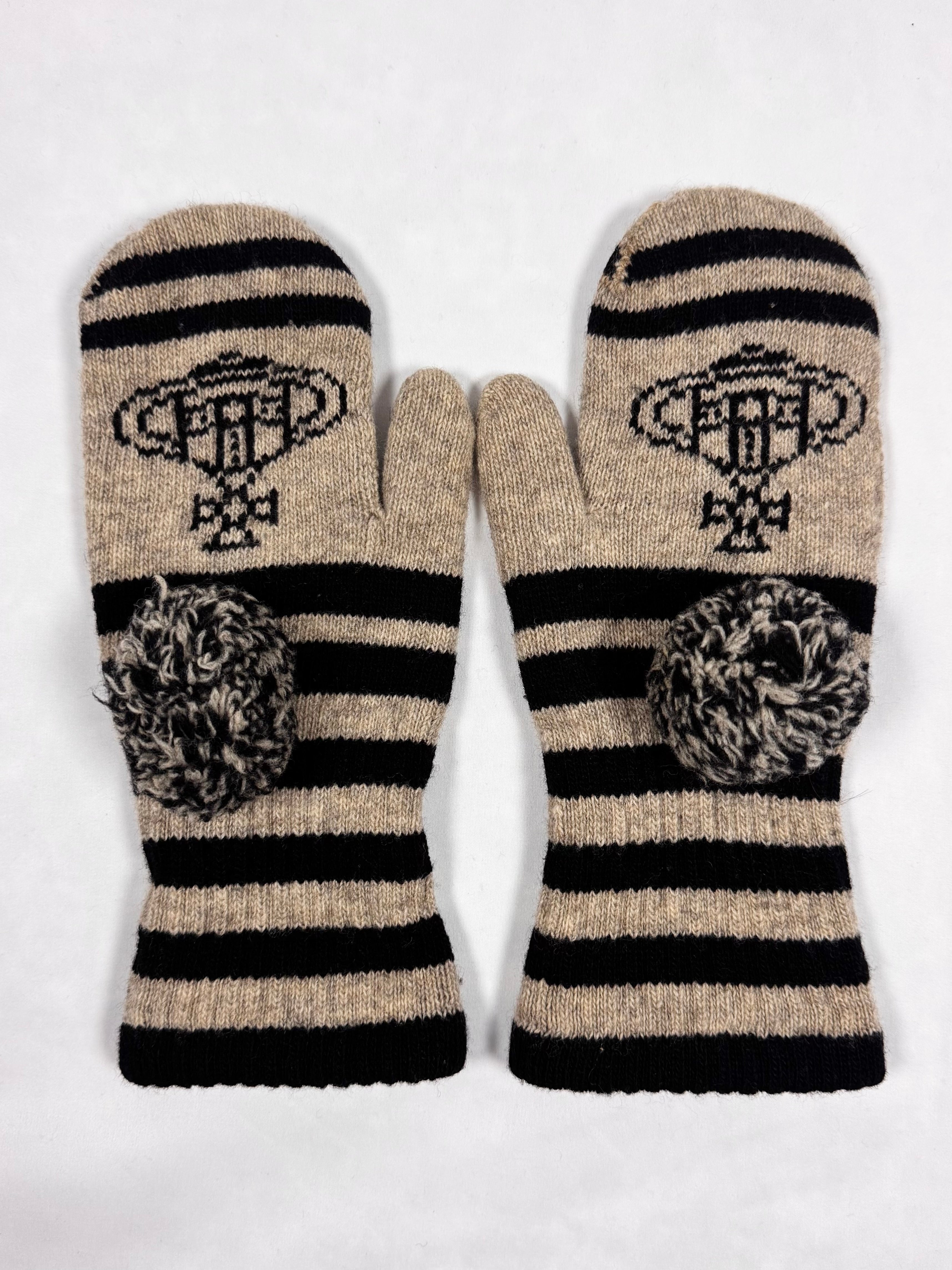 Vivienne Westwood Orb ‘Pom-Pom’ Border Wool Gloves