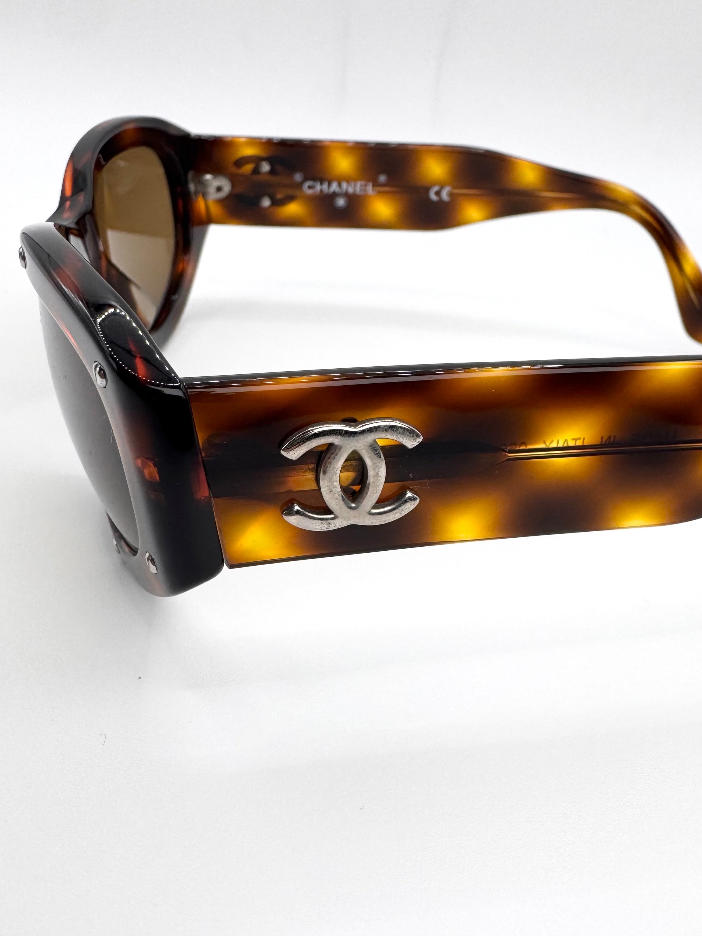 2000s Chanel ‘06918’ CC Havana Acetate Studded Sunglasses