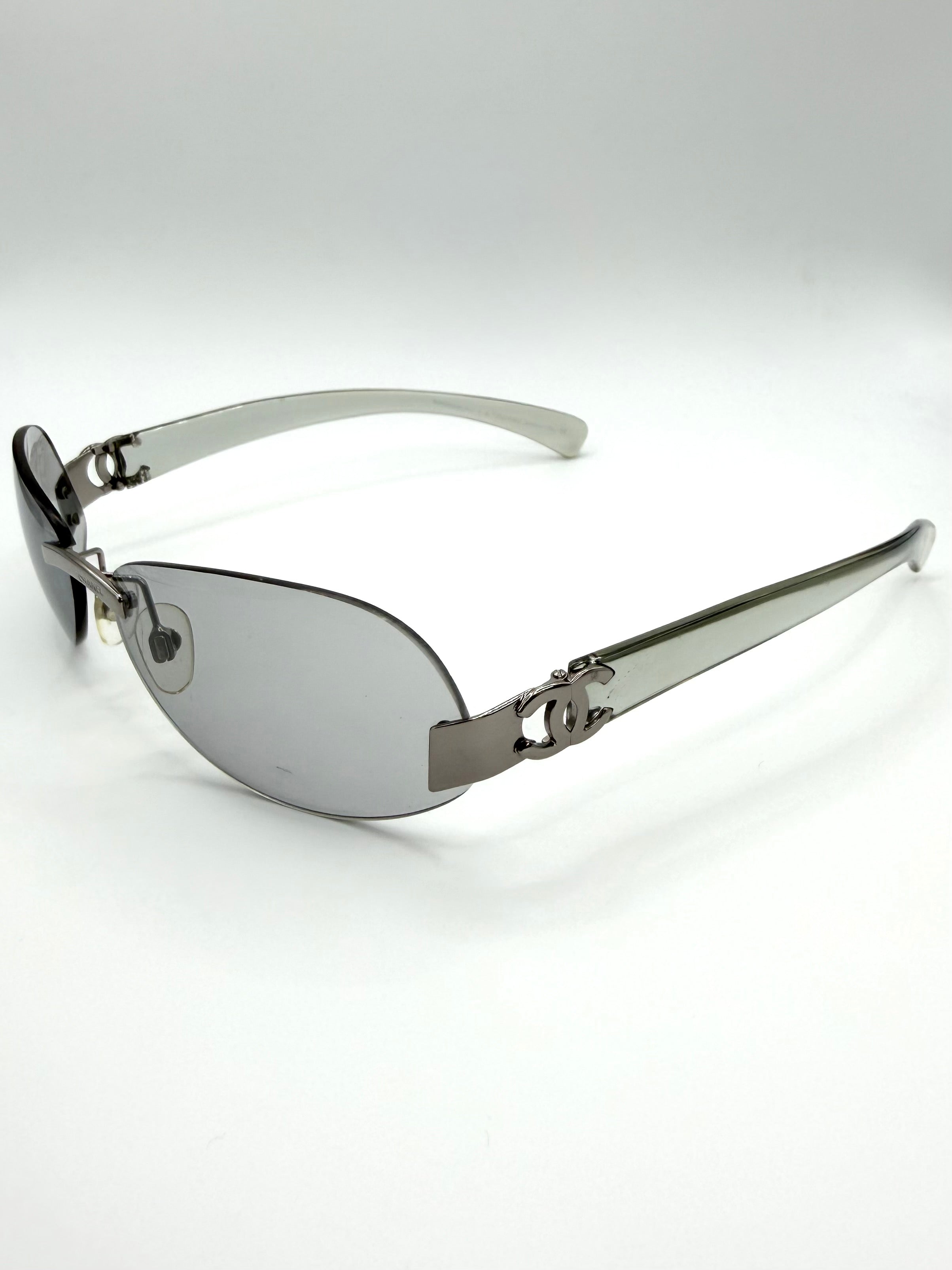 2000s Chanel ‘4037’ Interlocking CC Clear Rimless Sunglasses