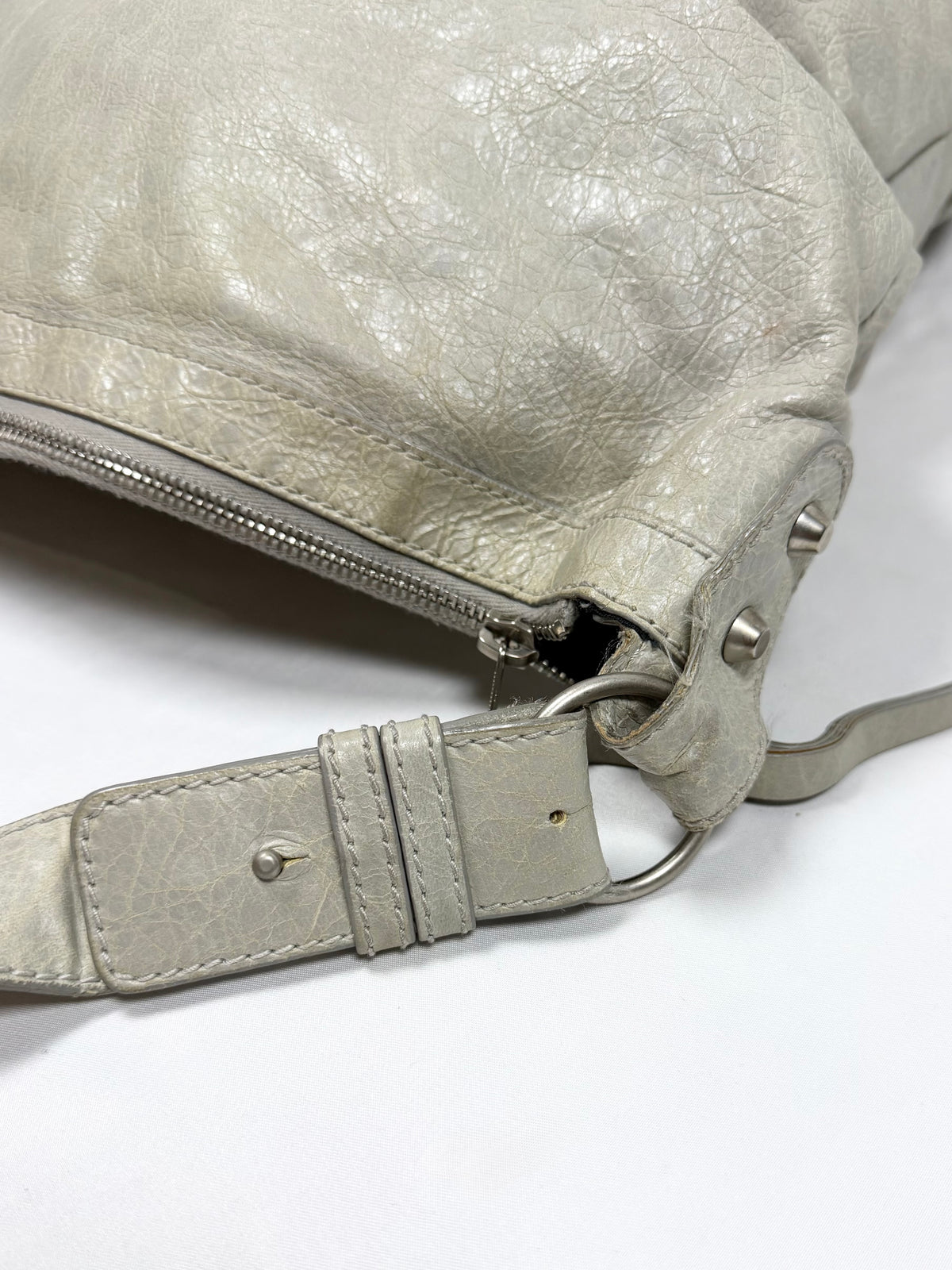 2000s Balenciaga ‘The Day’ Praline Lambskin Leather Hobo Shoulder Bag