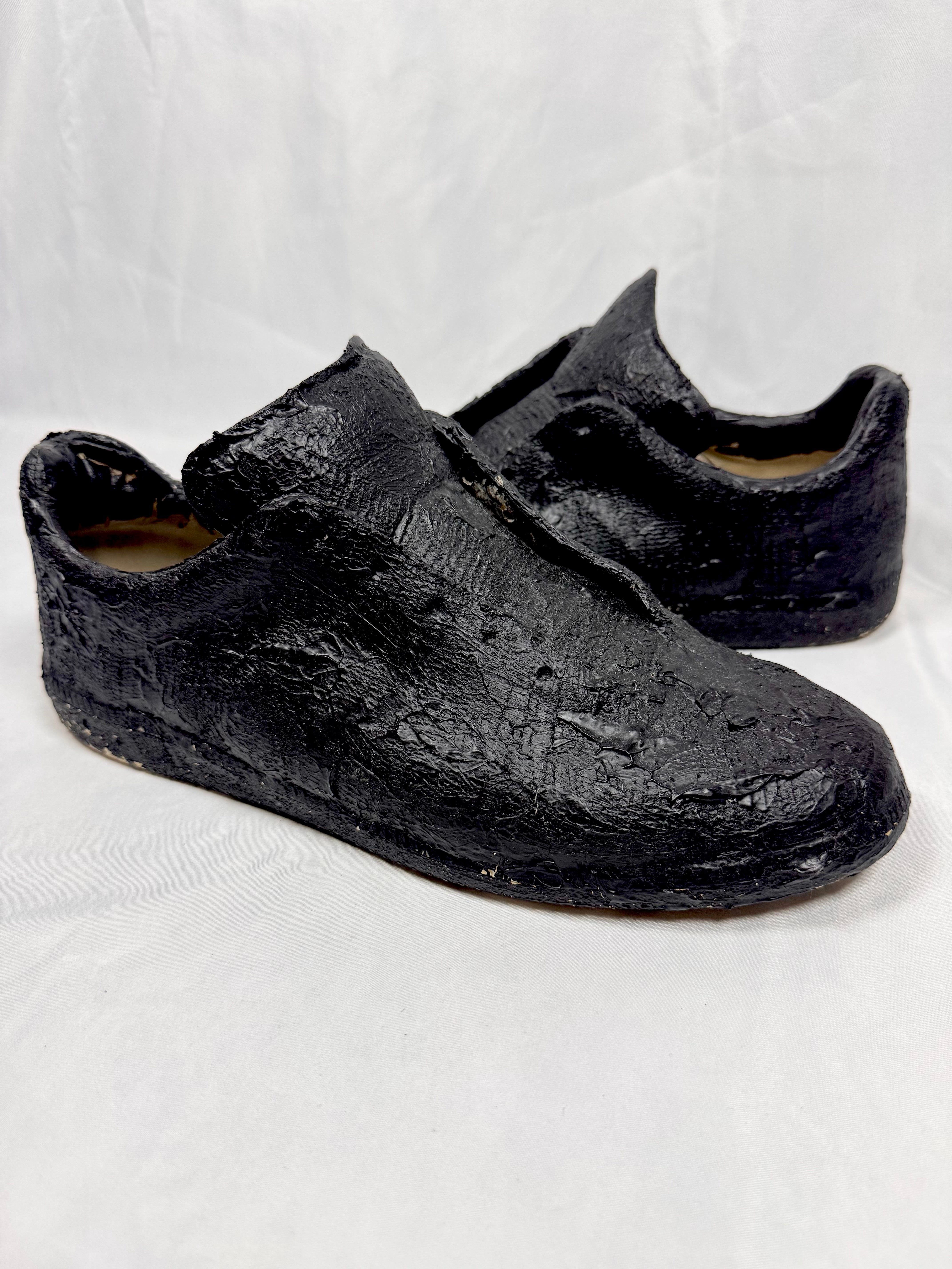 Maison Margiela Black ‘Paint Coated’ GAT Replica Low