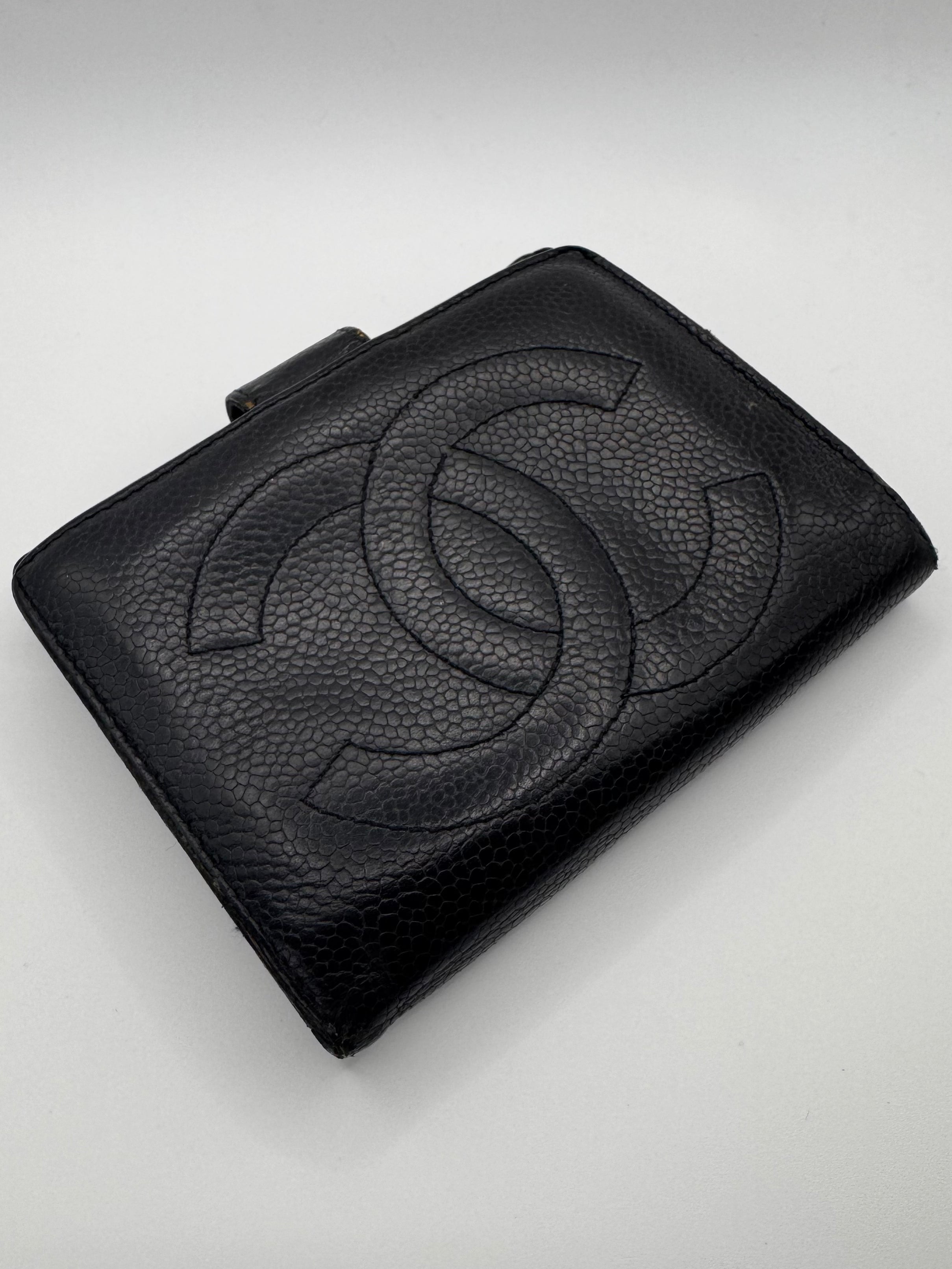 2000s Chanel Black ‘CC’ Caviar Flap Leather Wallet