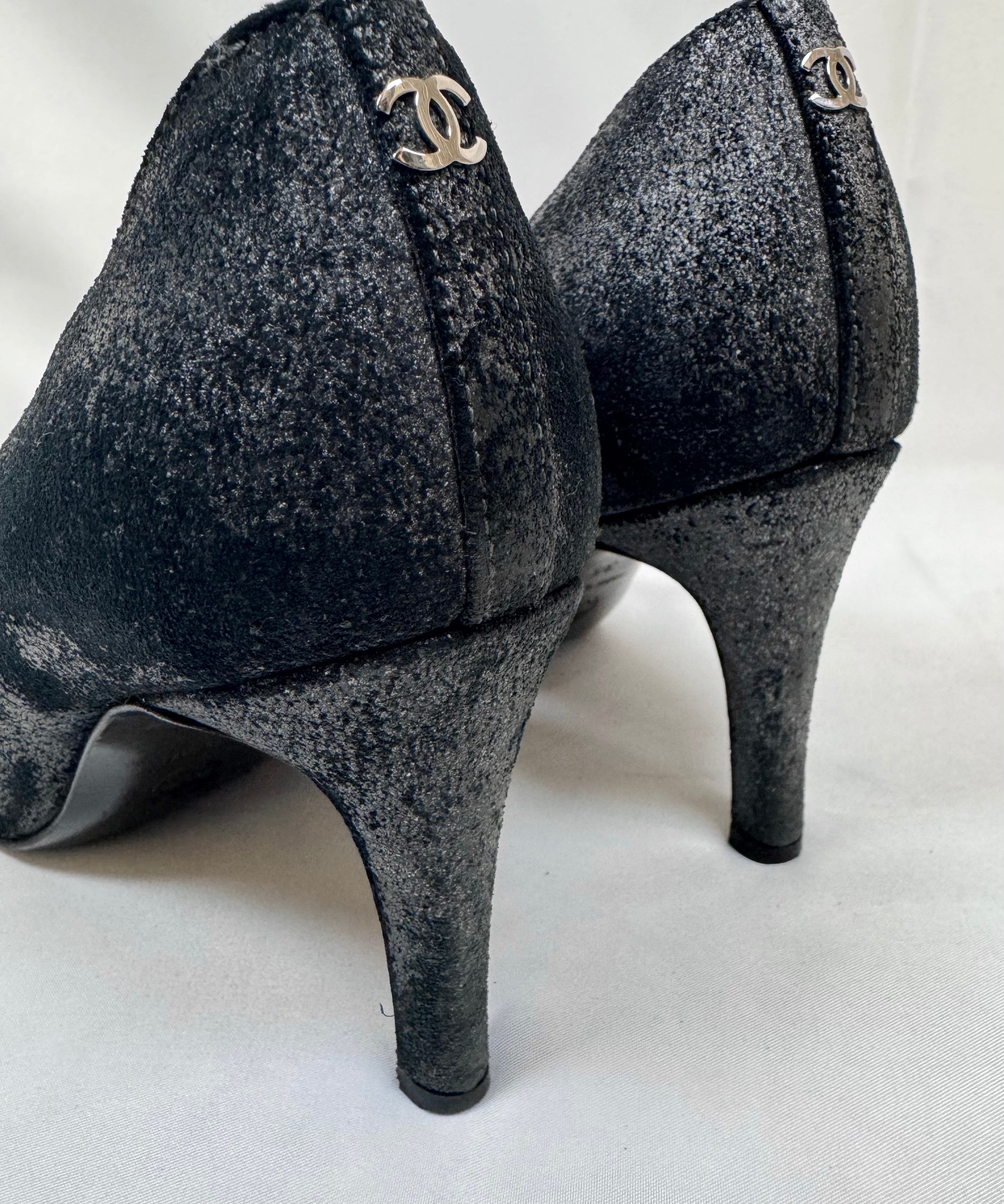 Chanel 110mm 'CC' Gradient Suede Pump Heels